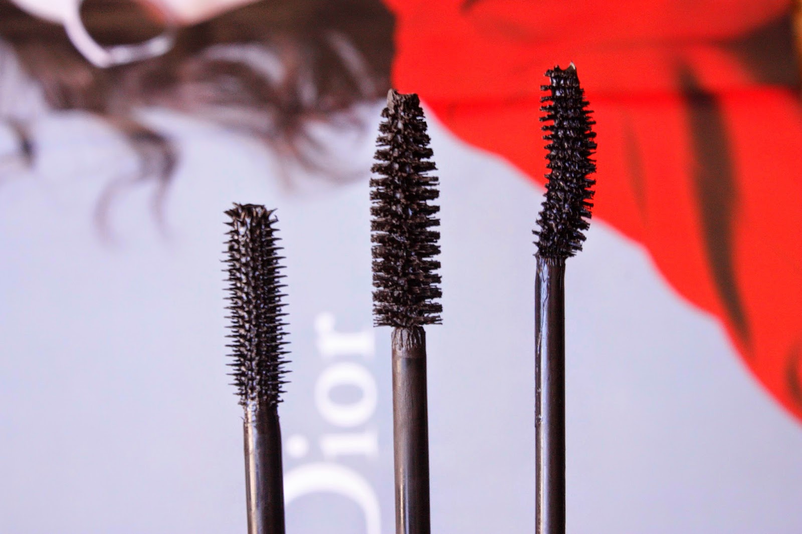 Dior Mascara Comparisons: Dior Addict It-Lash, Diorshow, and Diorshow Overcurl | alittlebitetc