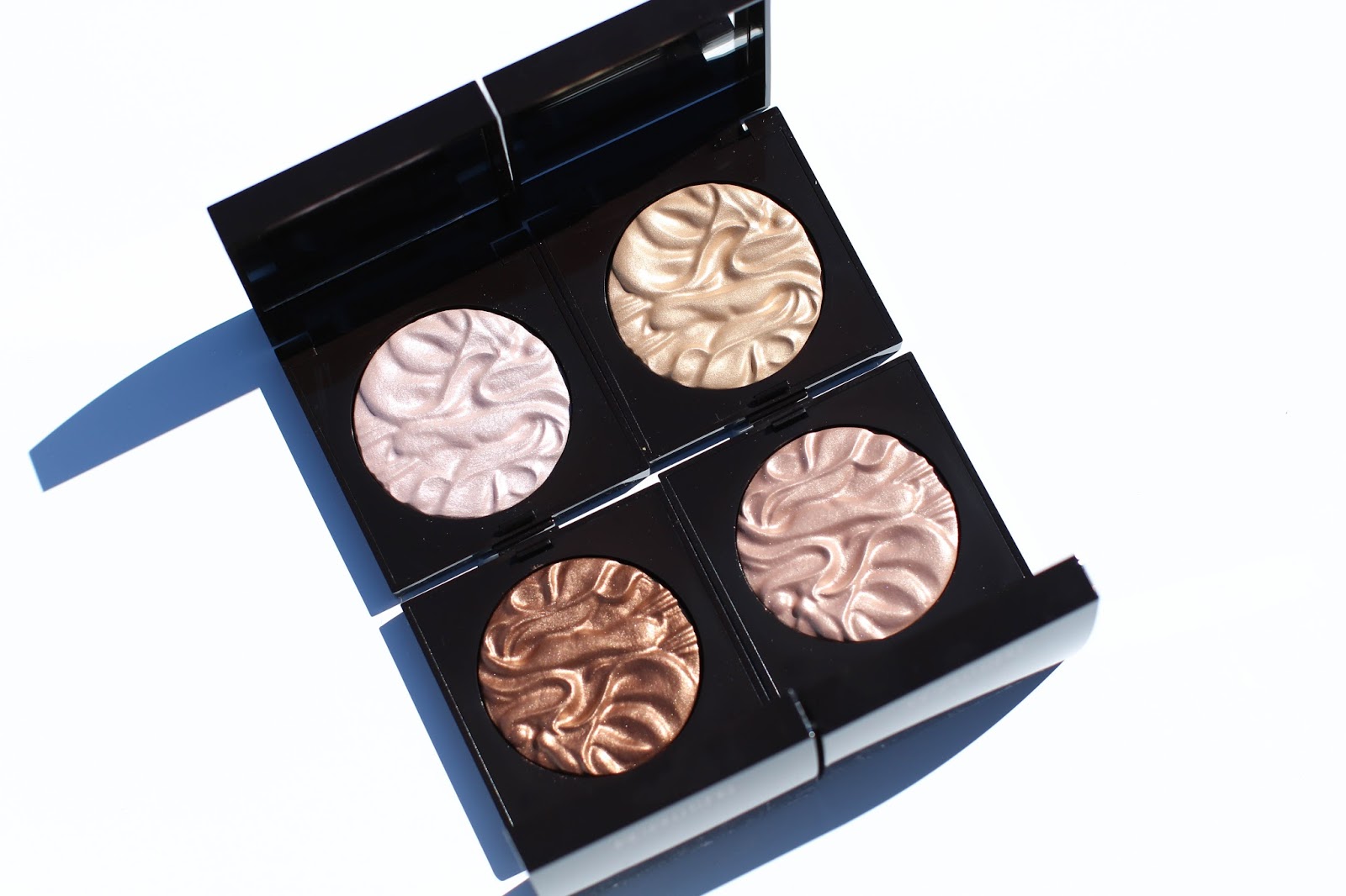 Laura Mercier Face Illuminator Powders - All Shades with Swatches Laura Mercier Face Illuminator Powders - All Shades with Swatches
