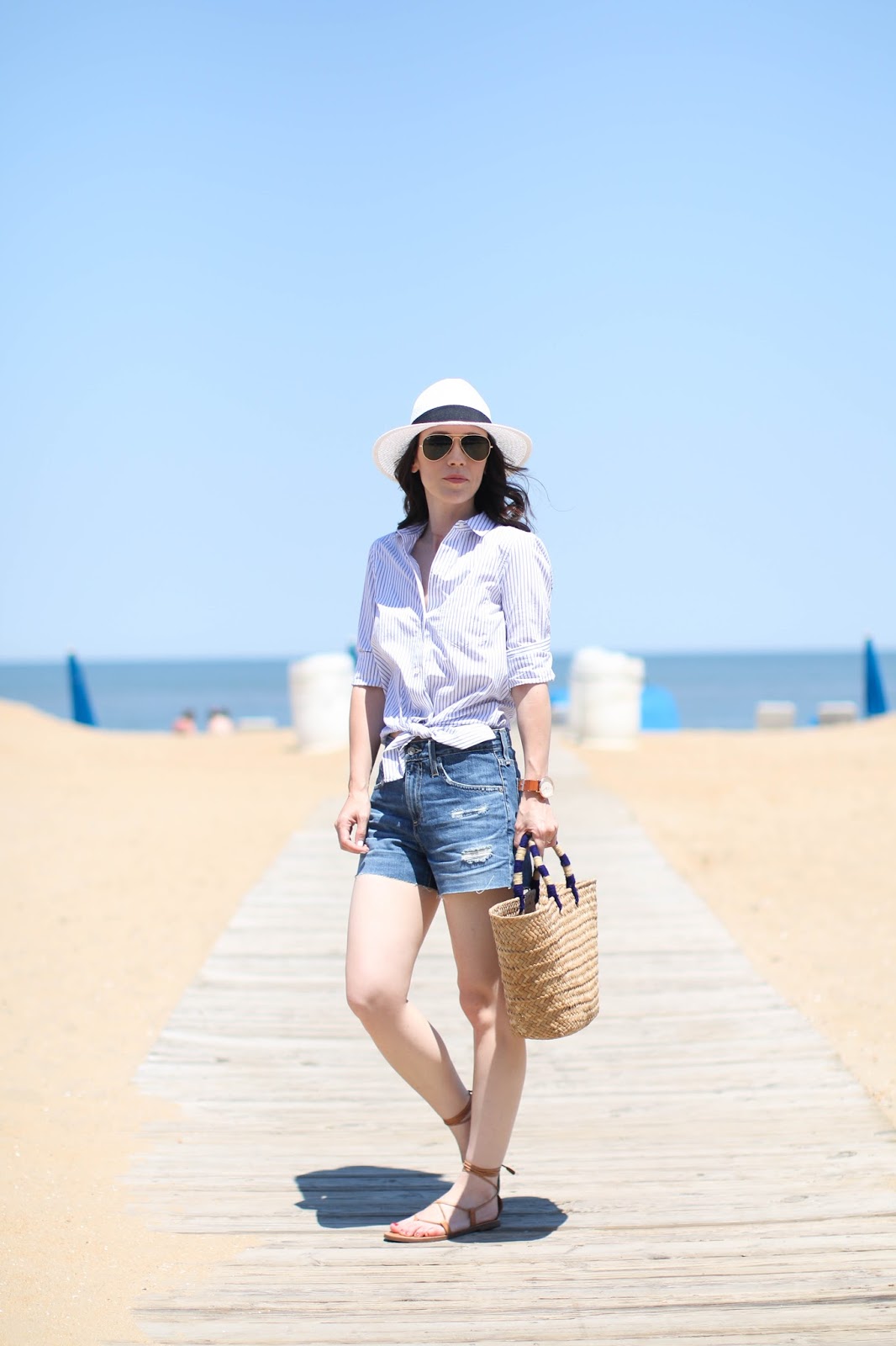 Casual beach day outfit