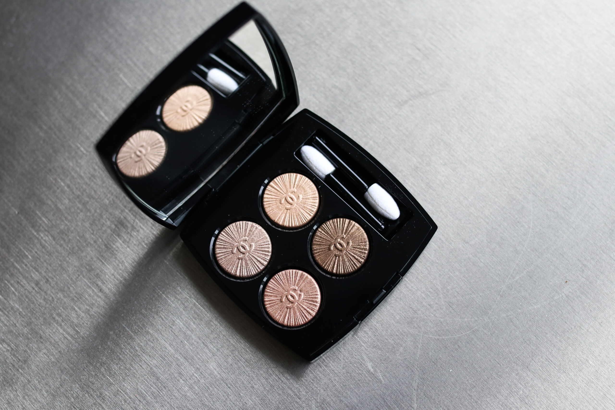 A new Chanel Eyeshadow Quad I'm Loving: CHANEL 747 MÉDITERRANÉEN