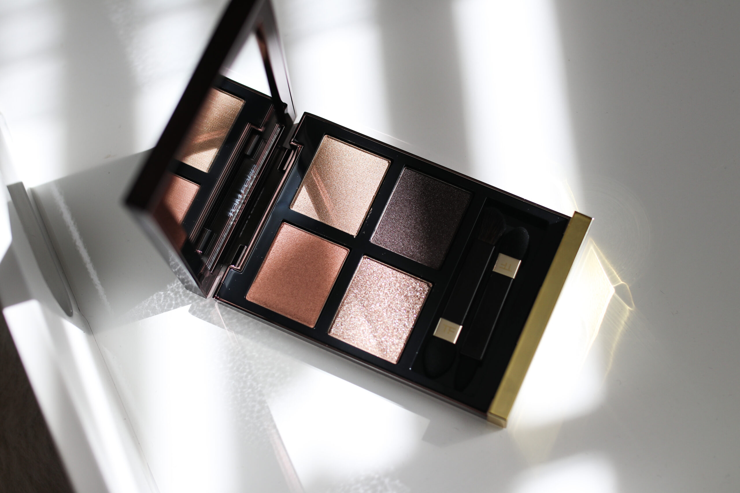 Review + Swatches: Tom Ford Creme Eye Quad in Rose Topaz | alittlebitetc