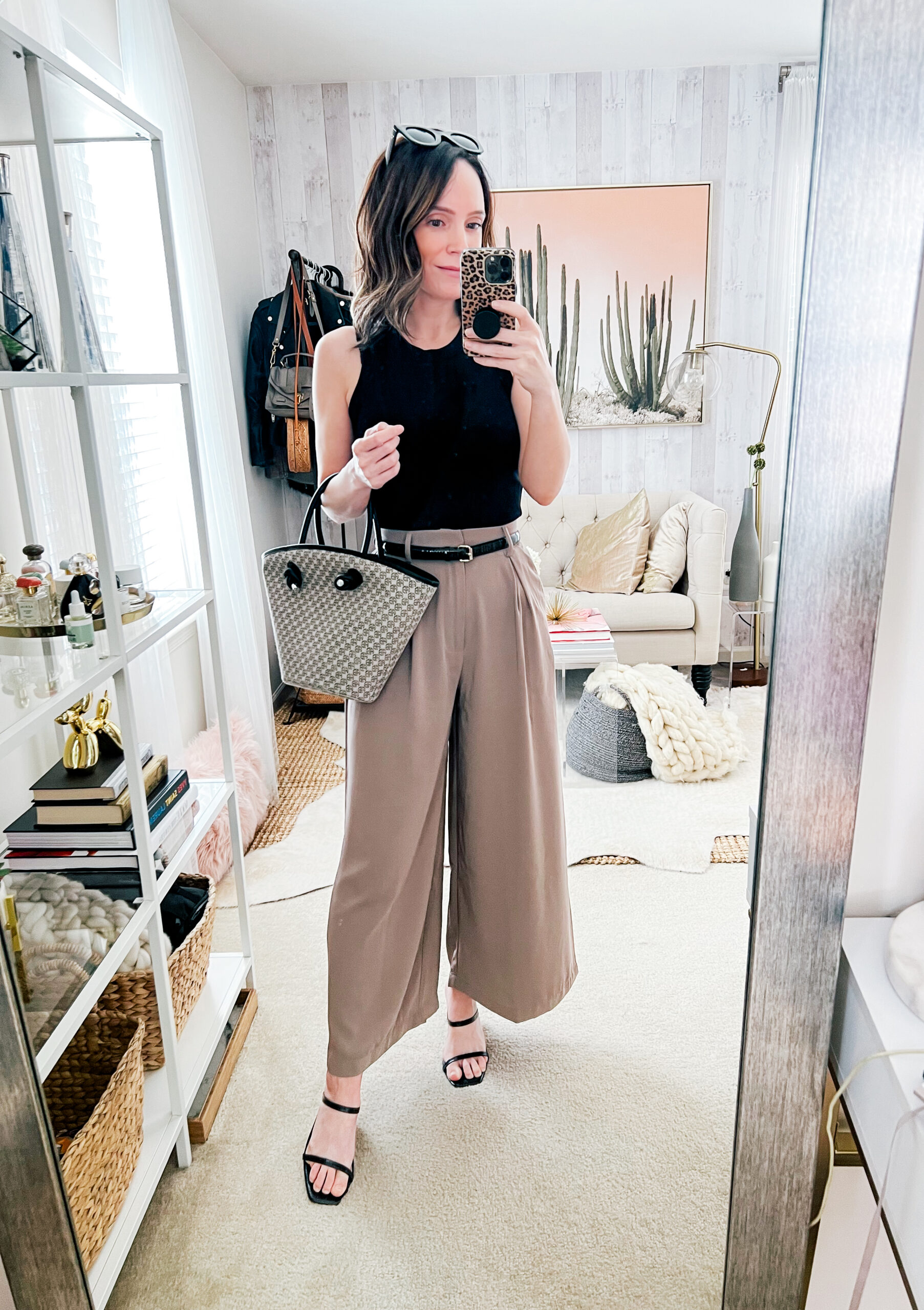 Friday Finds 6.9 | wide leg pants mirror selfie