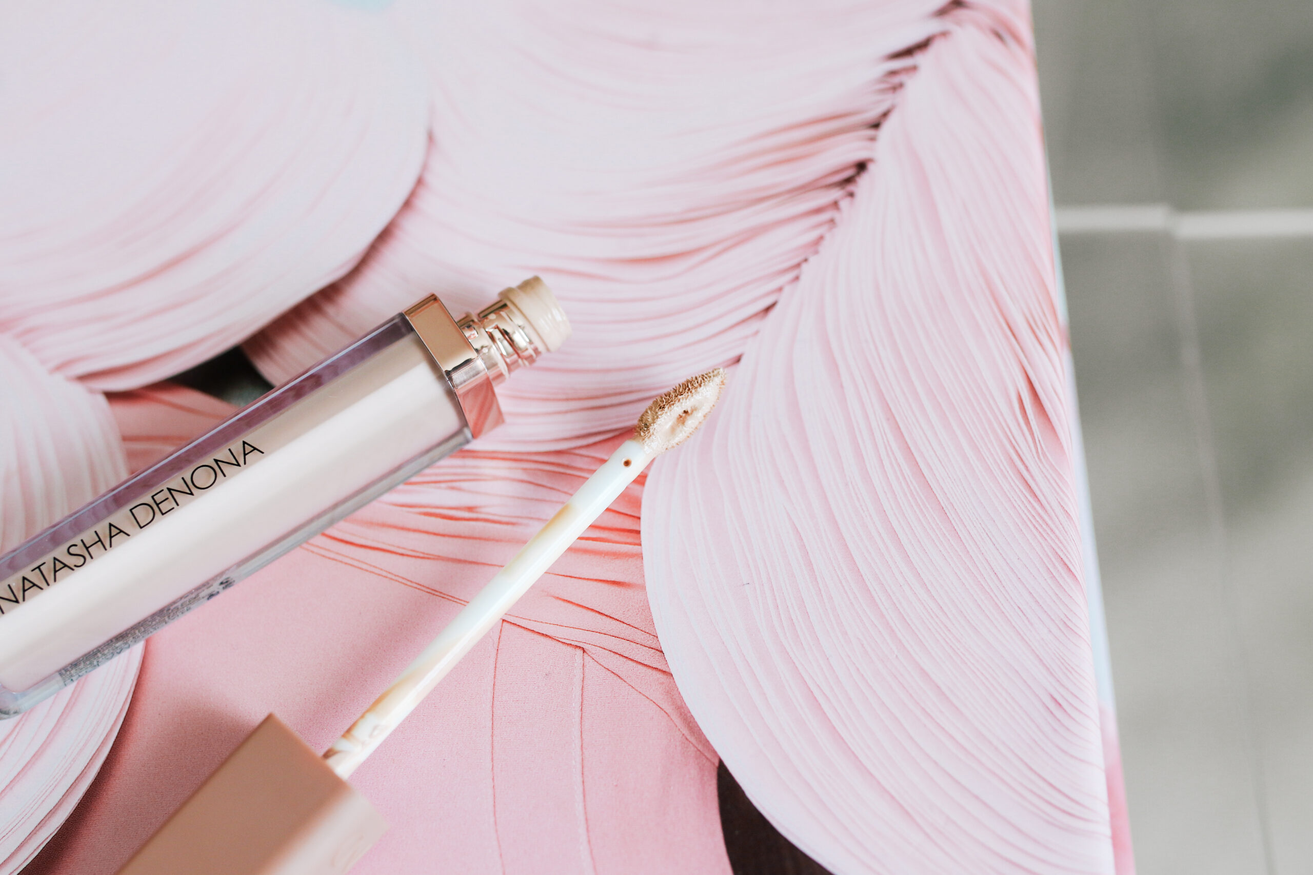 Natasha Denona Hy-Glam Concealer Review