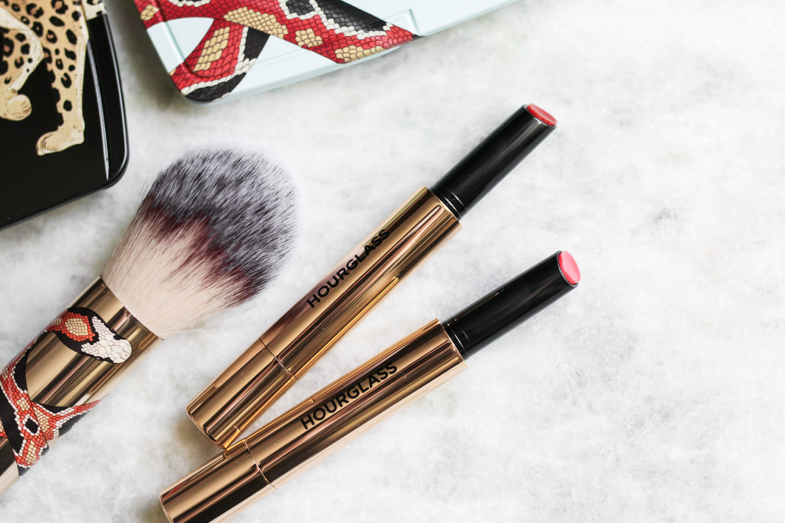Hourglass Phantom Volumizing Glossy Balm Duo review