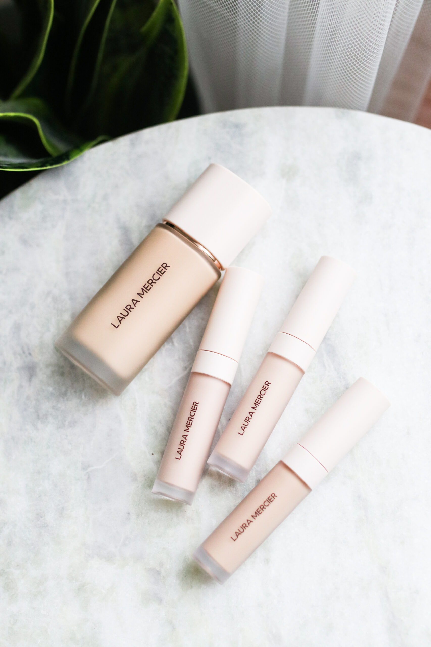 Laura Mercier Real Flawless Foundation & Concealer Review