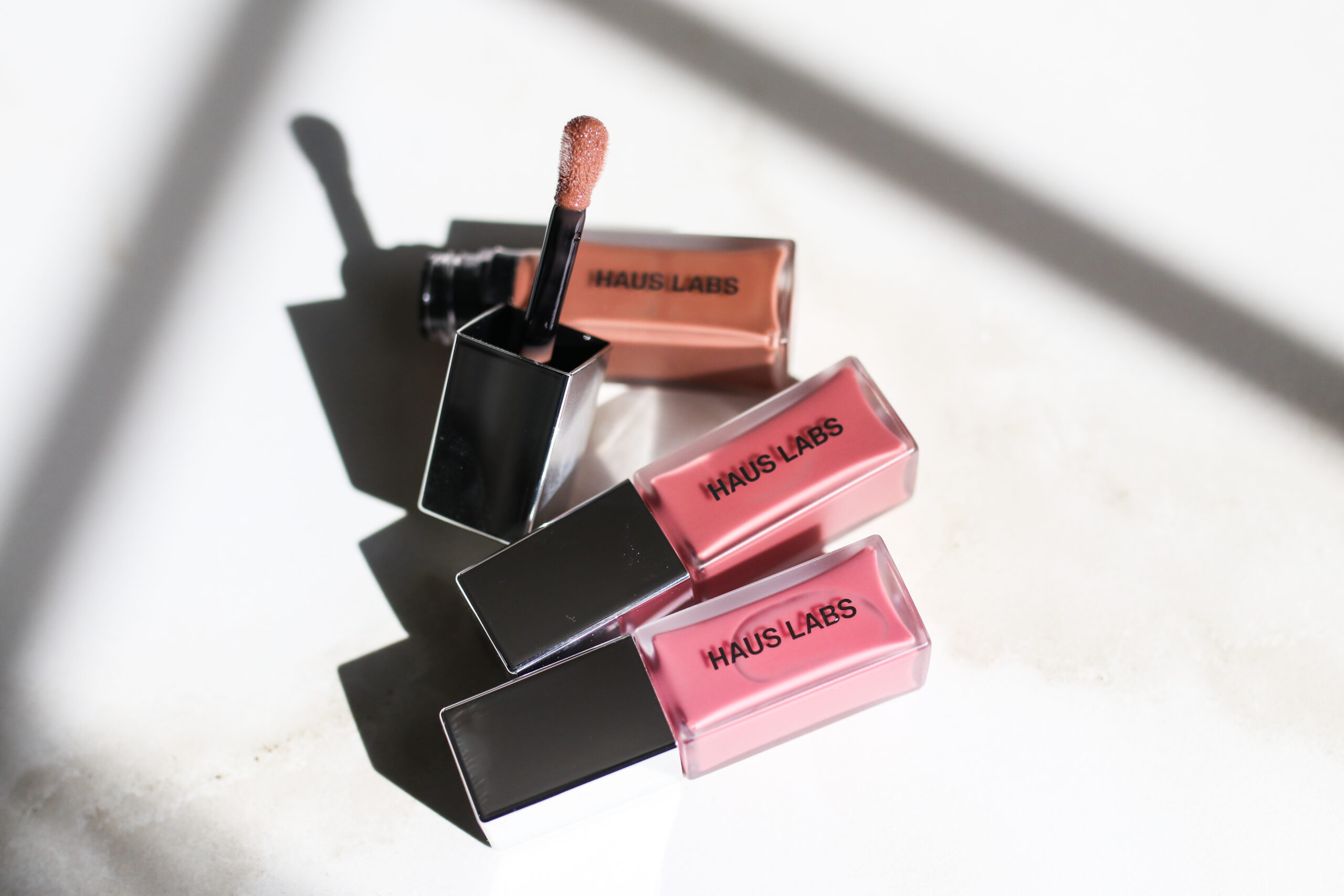 Haus Labs PhD Hybrid Lip Glaze Plumping Gloss Review