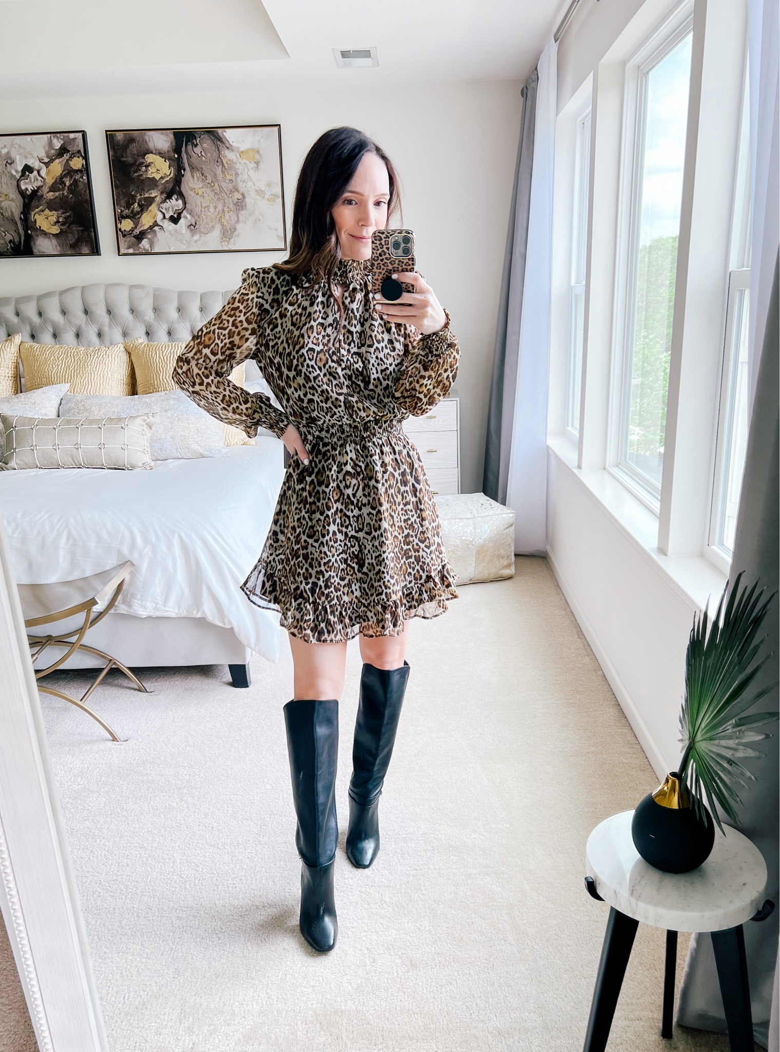 How to Accessorize a Leopard Print Dress